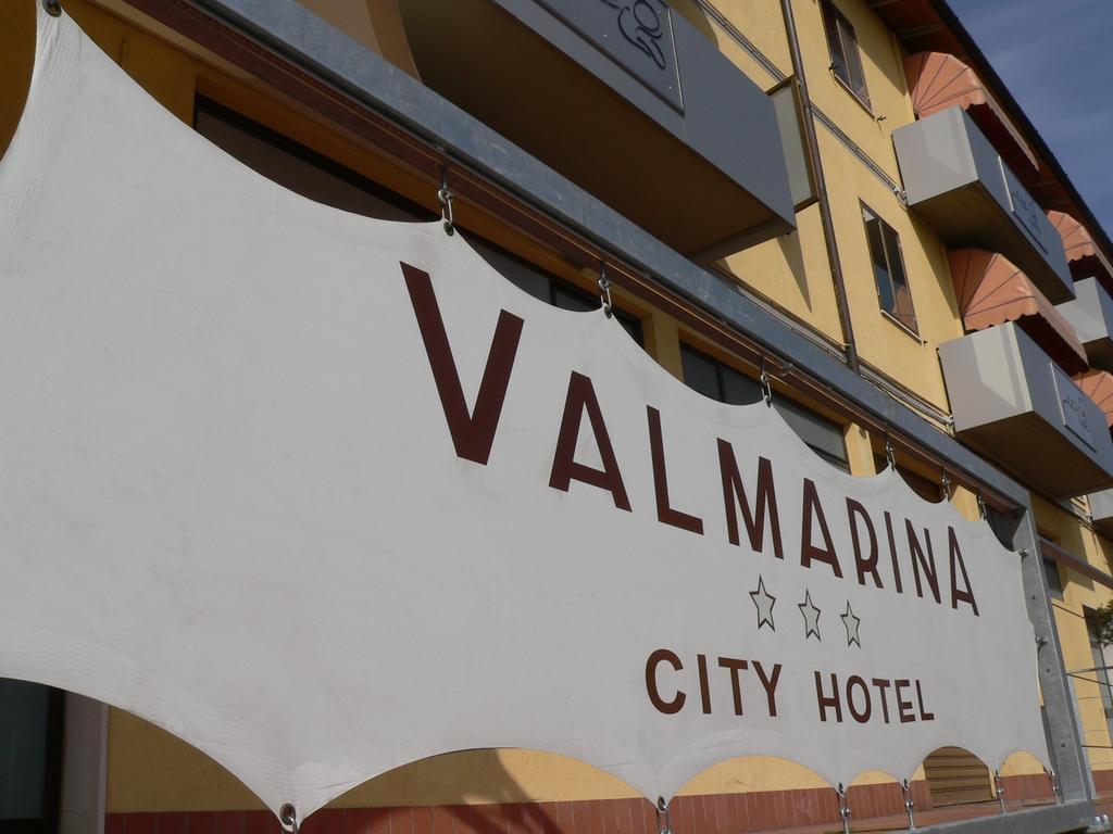 Valmarina Hotel Calenzano Luaran gambar