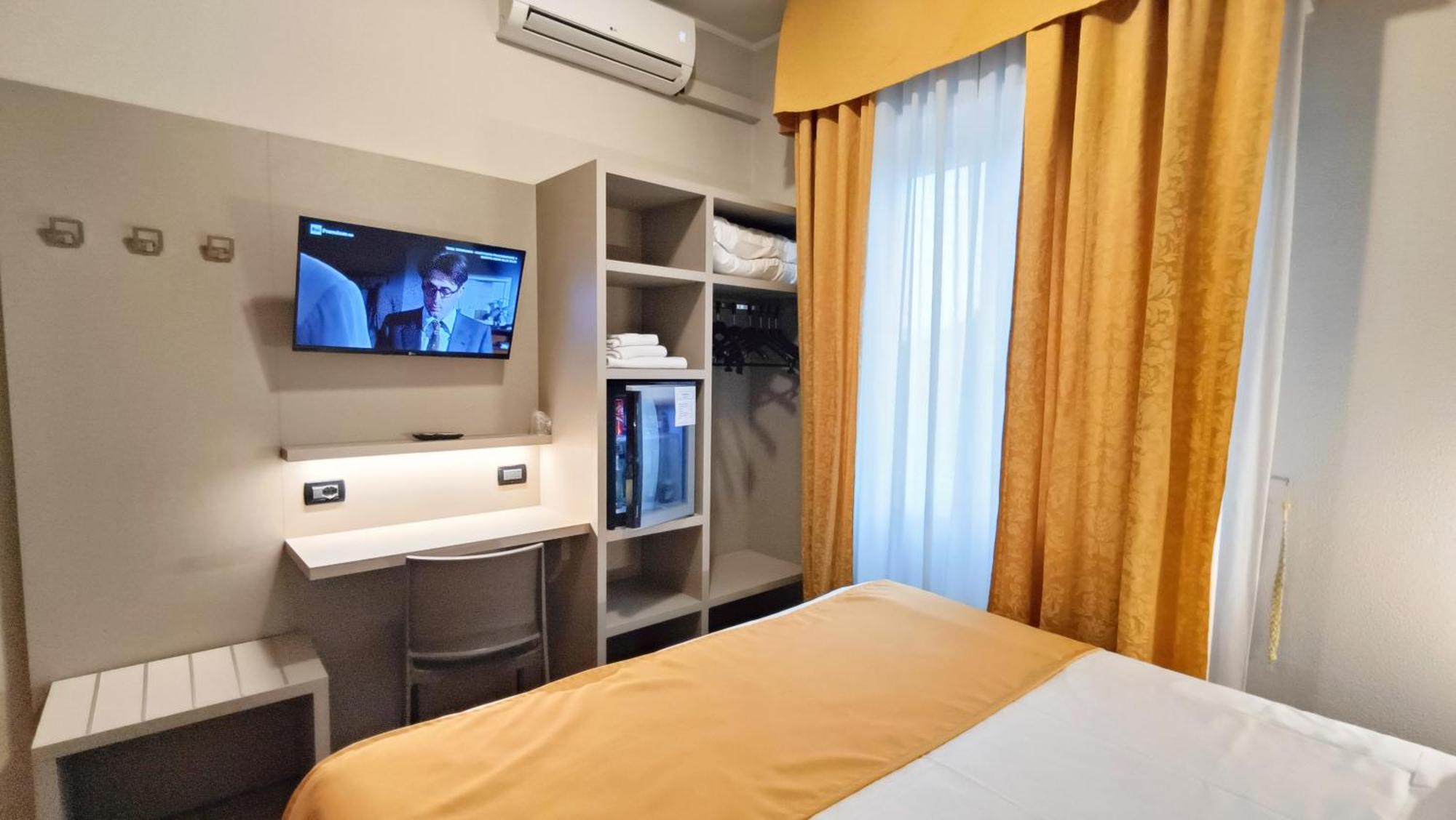 Valmarina Hotel Calenzano Luaran gambar