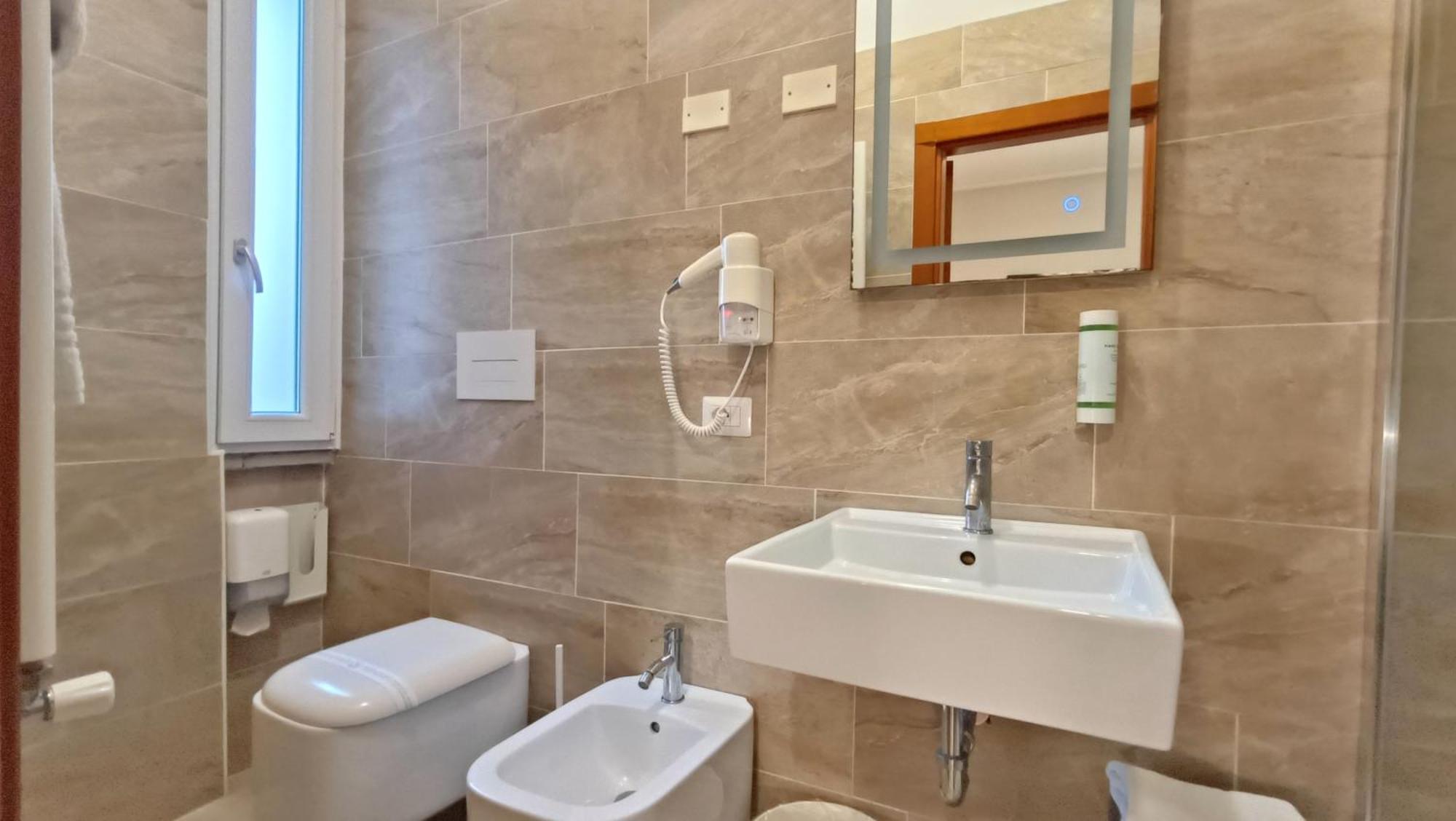 Valmarina Hotel Calenzano Luaran gambar