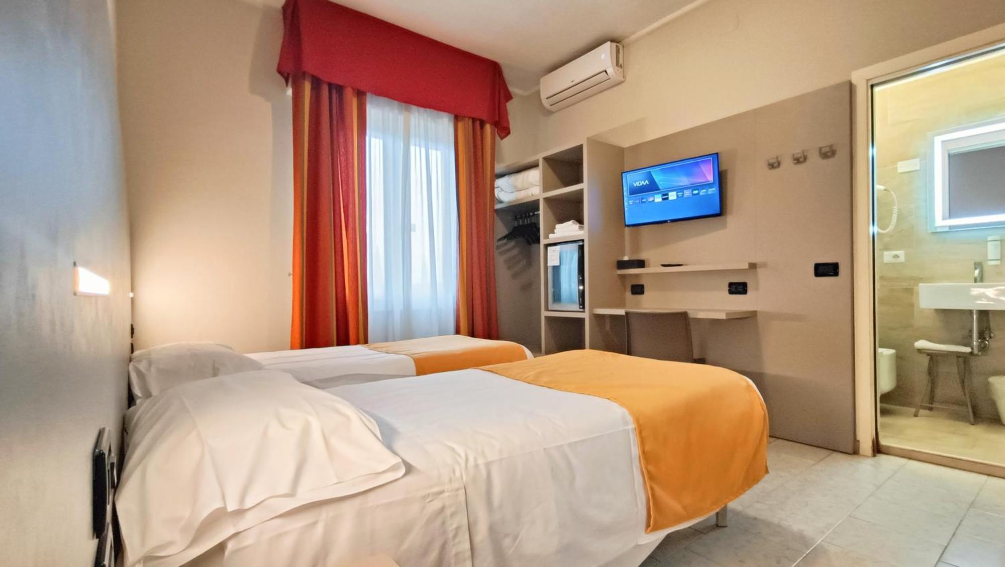 Valmarina Hotel Calenzano Luaran gambar