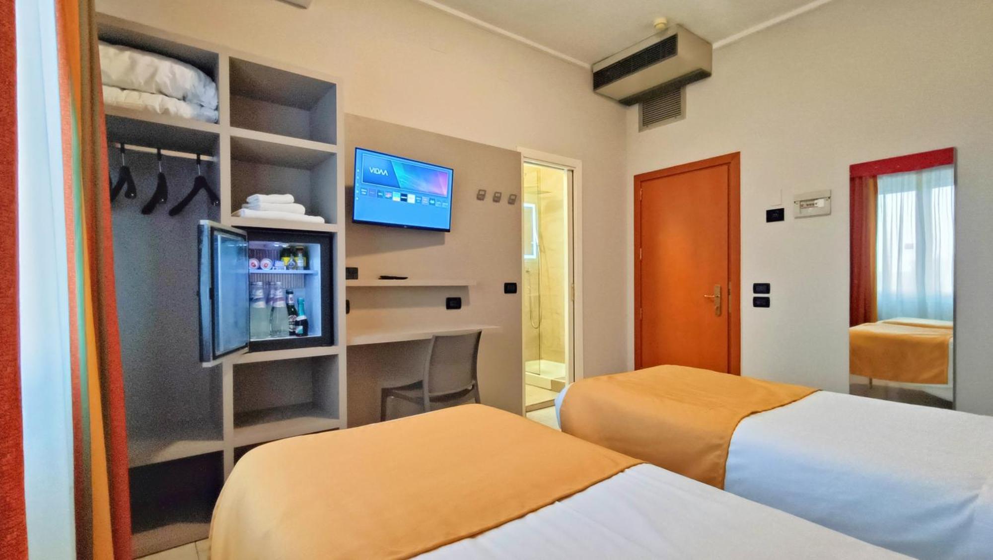 Valmarina Hotel Calenzano Luaran gambar